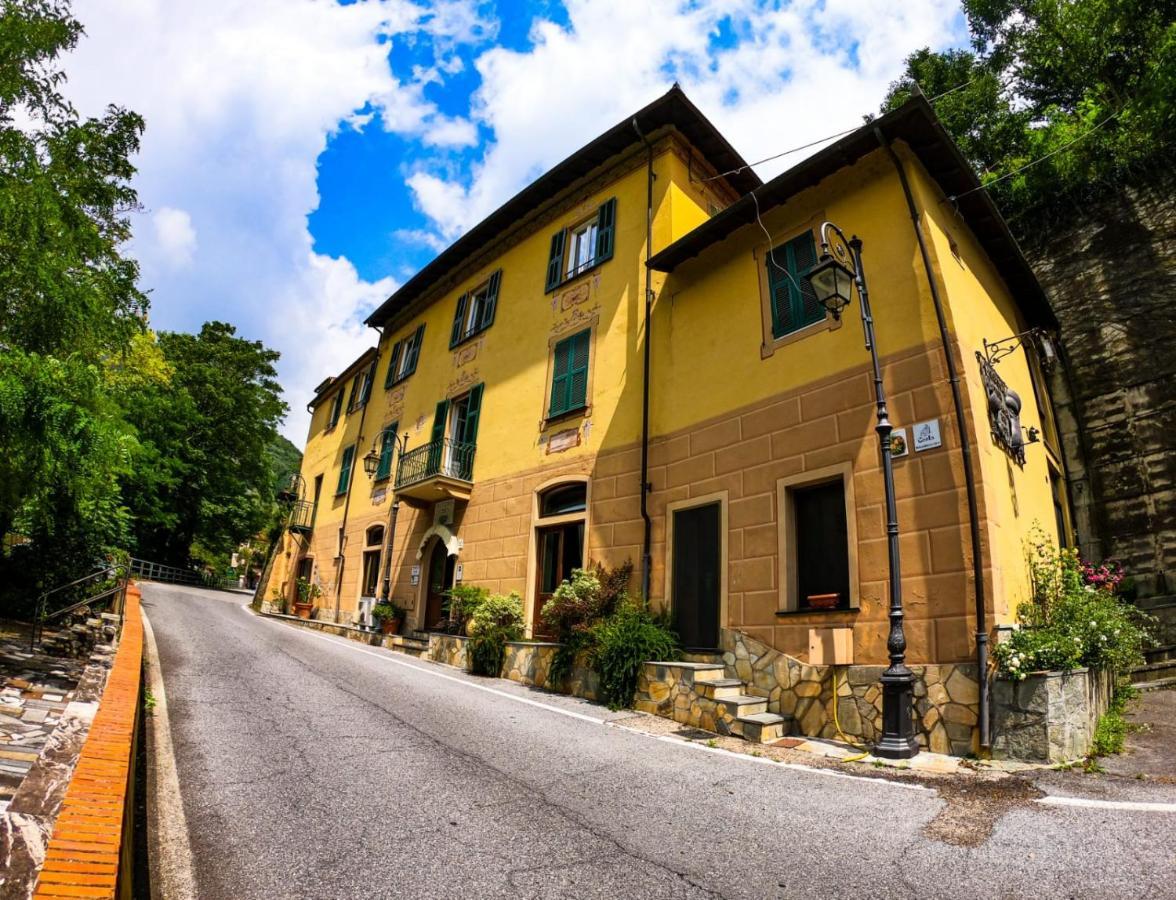 Bed and Breakfast I Tre Ladroni Nasino Exterior foto